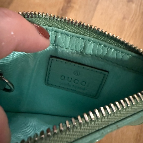 Gucci Light Green Leather Pouch with Silver Zipper - Picture 2 of 4